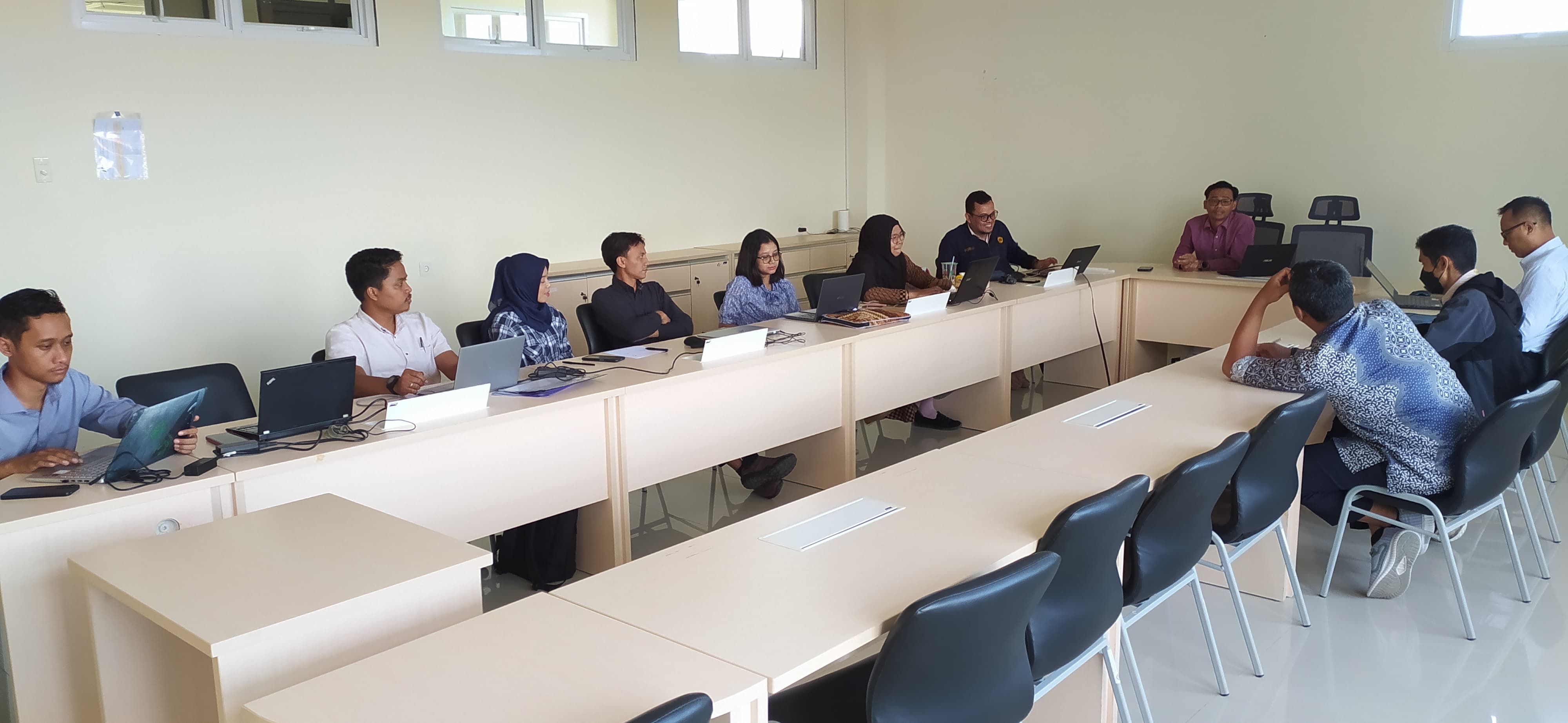 weekly meeting